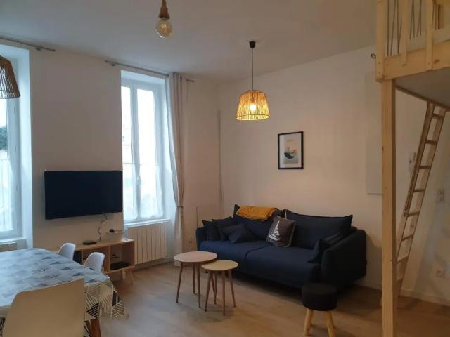 Location Appartement Rue du Rempart Saint Claude, La Rochelle