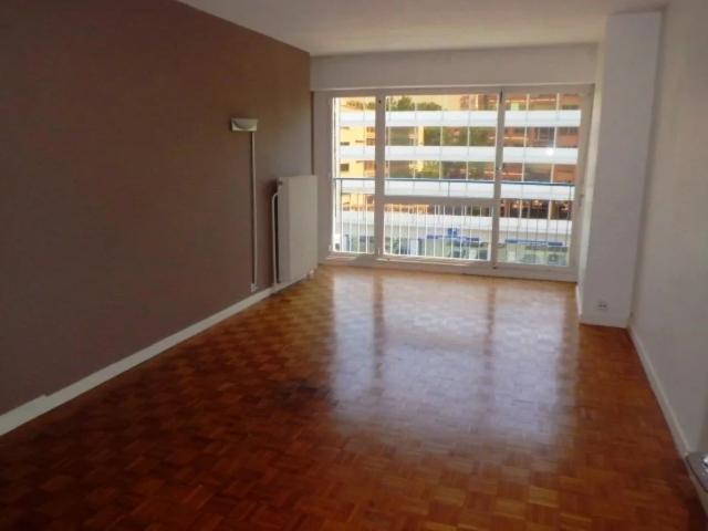 Location Appartement Rue du Tonkin, Villeurbanne