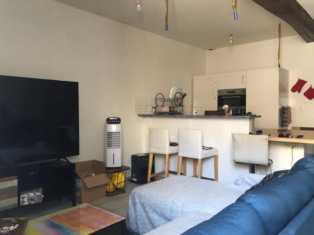 Location Appartement Rue du Temple, Pont l'Abbé d'Arnoult