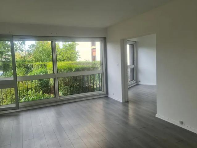 Location Appartement Rue du Temple, Ris Orangis