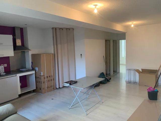 Location Appartement Rue du Tram, Granges les Beaumont