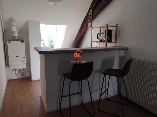 Location Appartement Rue Chantoiseau, Montluçon