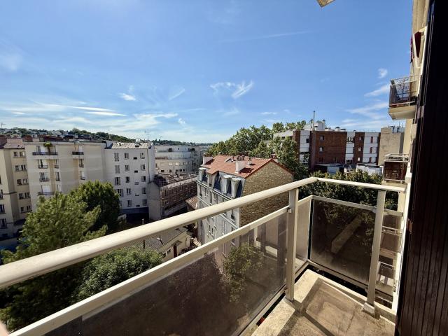 Location Appartement Rue du Viaduc, Issy les Moulineaux