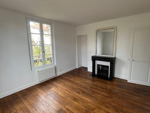 Location Appartement Rue du Vieil Abreuvoir, Saint Germain en Laye