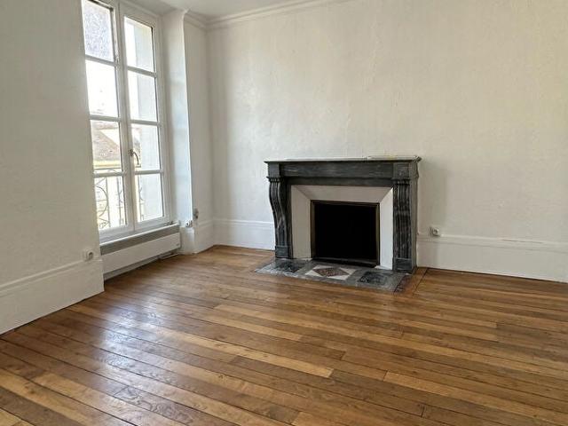 Location Appartement Rue du Vieil Abreuvoir, Saint Germain en Laye