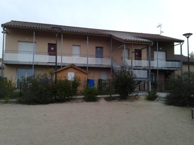 Location Appartement Rue du Vigny, Lacrost