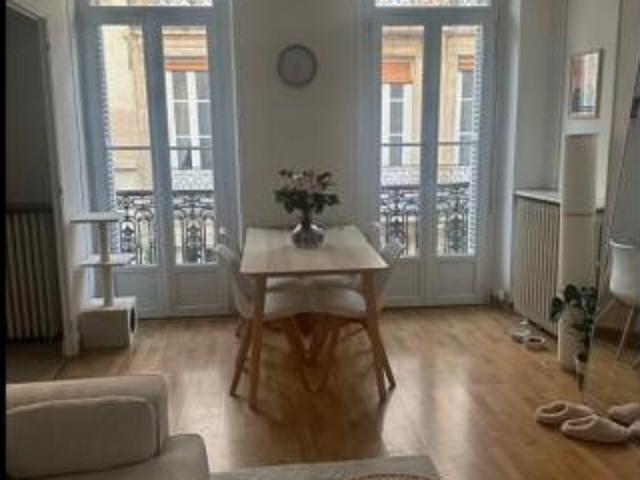 Location Appartement Rue duffour dubergier, Bordeaux