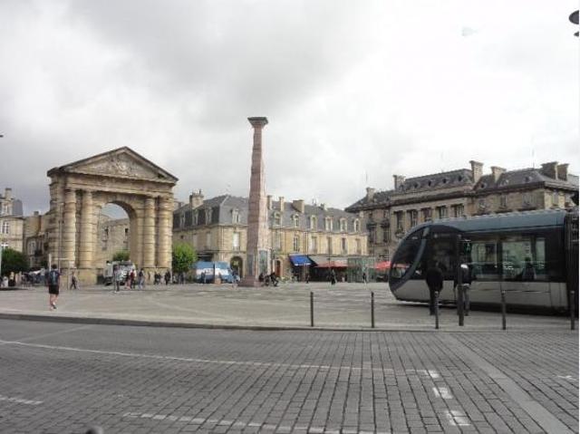 Location Appartement Rue duffour dubergier, Bordeaux