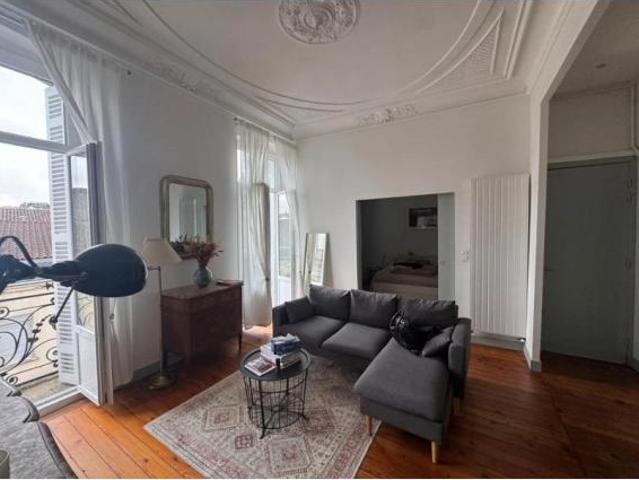 Location Appartement Rue duffour dubergier, Bordeaux