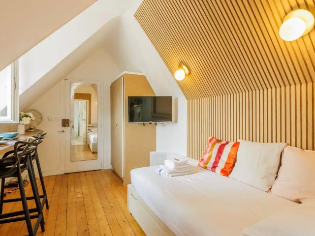 Location Appartement Rue Dufrénoy, Paris