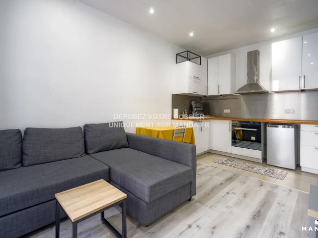 Location Appartement Rue Duhesme, Paris