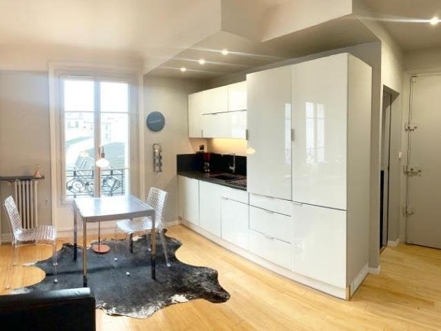Location Appartement Rue Duhesme, Paris