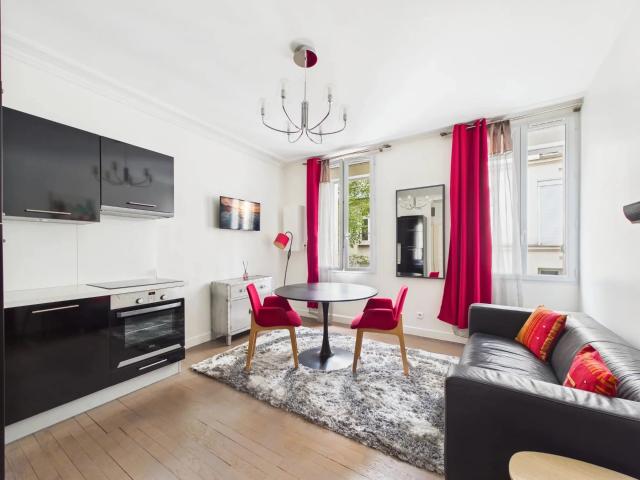 Location Appartement Rue Dulong, Paris