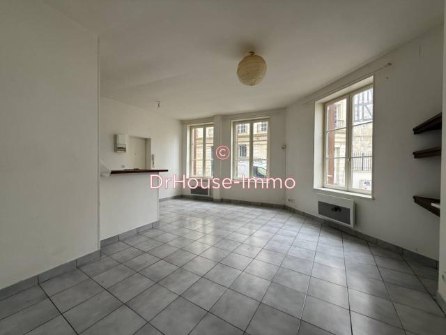 Location Appartement Rue Dulong, Rouen