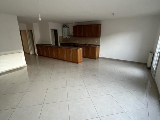 Location Appartement Rue Dumagodoux, Bègles