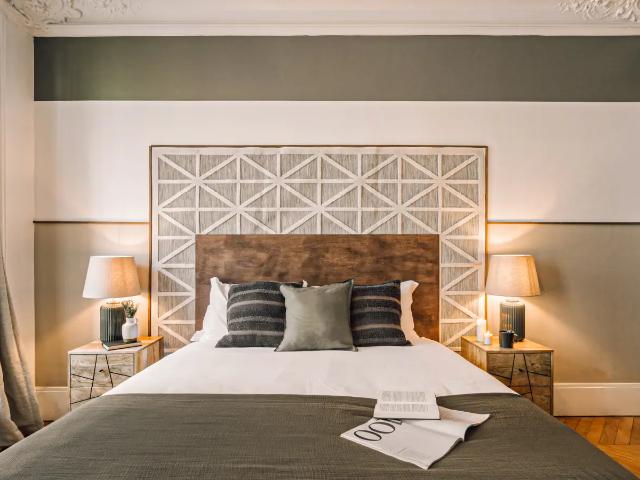Location Appartement Rue Duperré, Paris