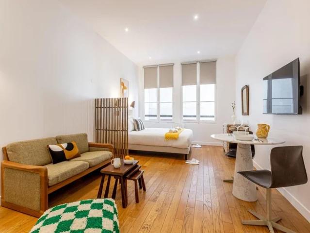 Location Appartement Rue Duphot, Paris