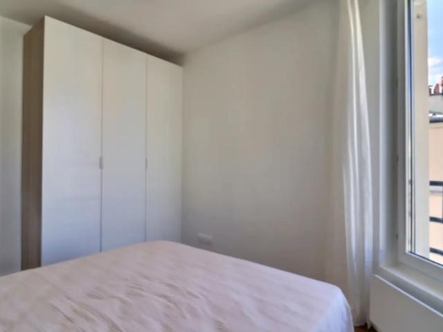 Location Appartement Rue Duranton, Paris