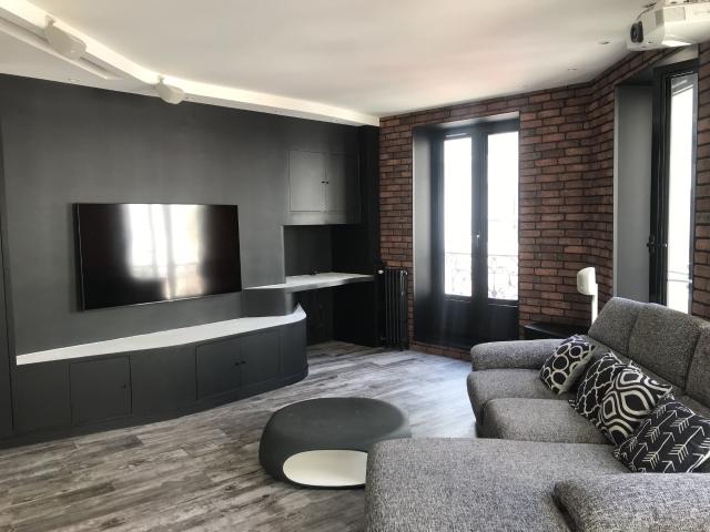 Location Appartement Rue Dussoubs, Paris