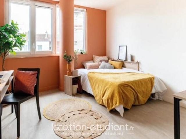 Location Appartement Rue Émile Duclaux, Suresnes