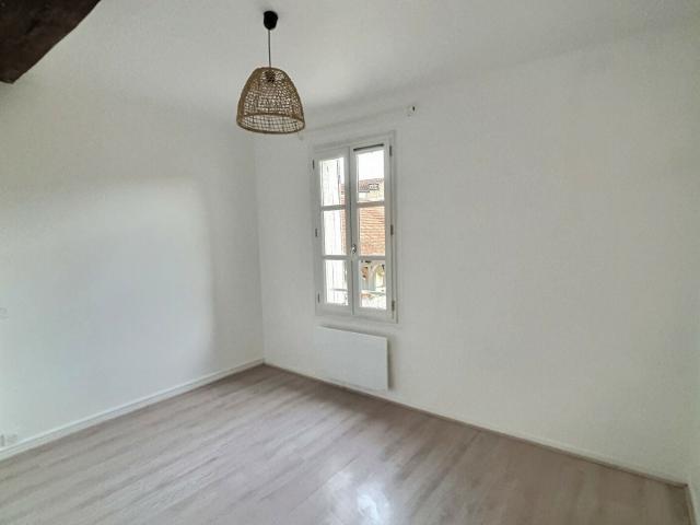 Location Appartement Rue Émile Zola, Figeac