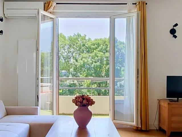 Location Appartement Rue Émile Zola, Grenoble