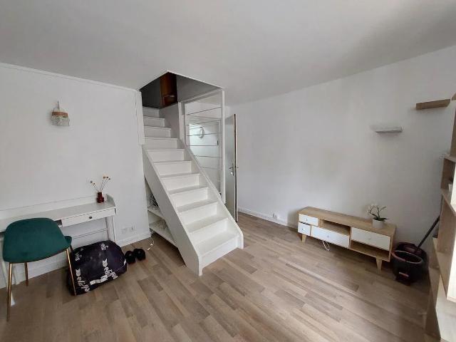 Location Appartement Rue Émile Zola, Reims