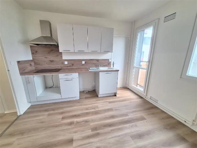 Location Appartement Rue Emmanuel Chabrier, Clermont Ferrand