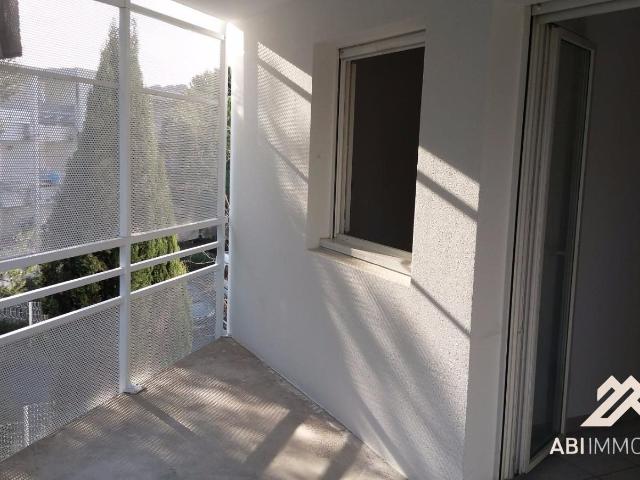 Location Appartement Rue Edmond Lautard, Montpellier