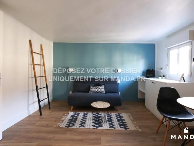 Location Appartement Rue Edmond Rostand, Marseille