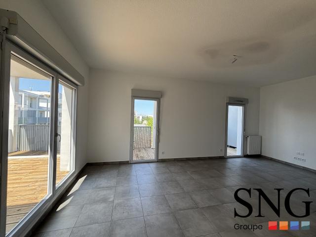 Location Appartement Rue Edmond Rostand, Toulouse