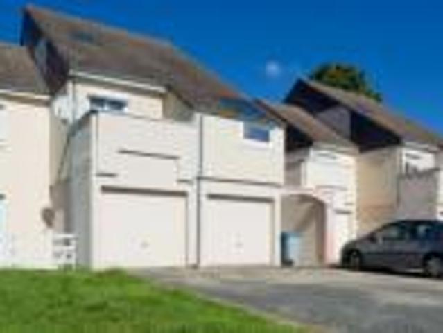 Location Appartement Rue Edmond Rostand, Vierzon