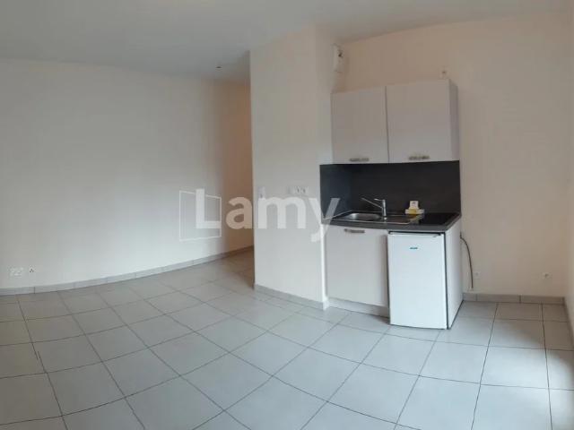 Location Appartement Rue Edmonde Charles Roux, Nancy