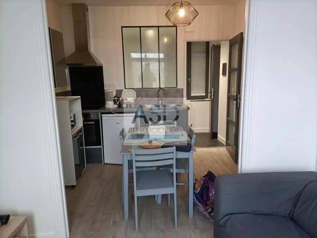 Location Appartement Rue Édouard Vaillant, Lille