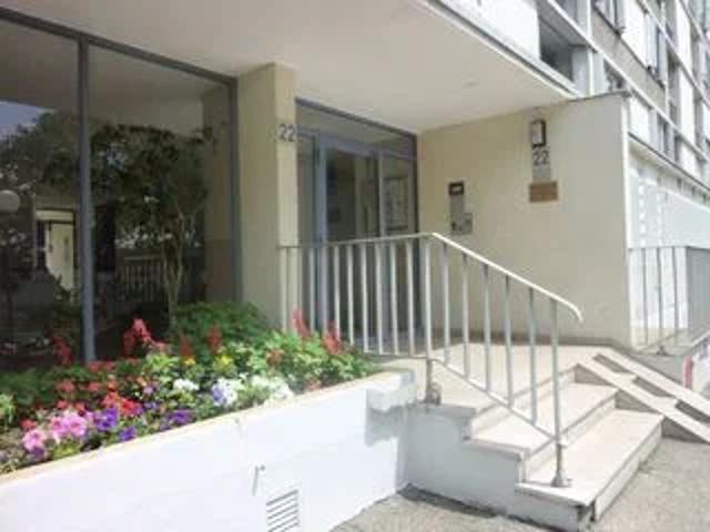 Location Appartement Rue Édouard Branly, Bron