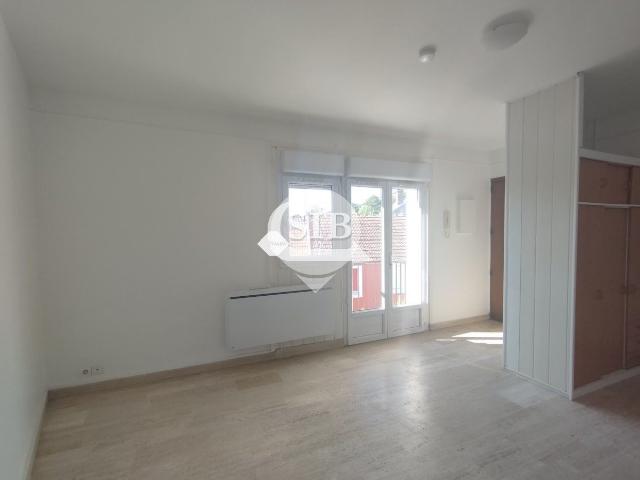 Location Appartement Rue Édouard Branly, Sainte Geneviève des Bois