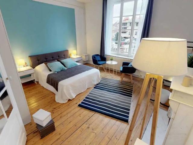 Location Appartement Rue Édouard Delesalle, Lille