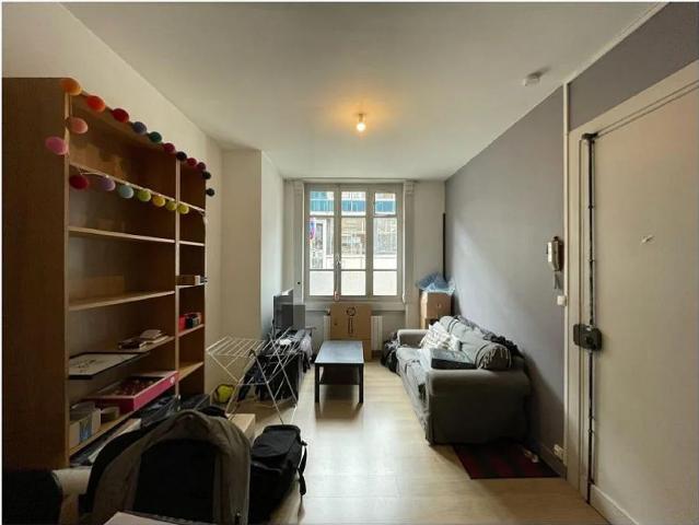 Location Appartement Rue Édouard Delesalle, Lille