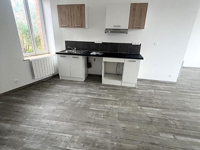 Location Appartement Rue Ehrard de Nazelle, Villeneuve sur Aisne