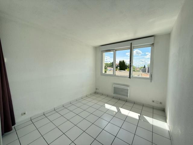 Location Appartement Rue El Alamein, Bordeaux