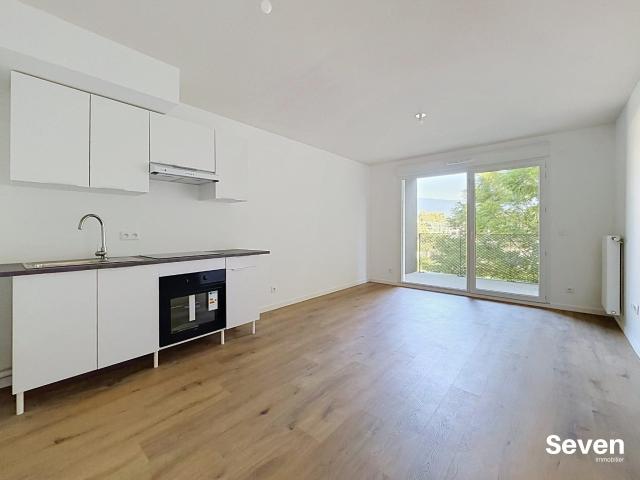 Location Appartement Rue Élise Grappe, Grenoble
