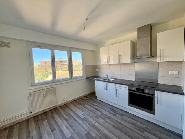 Location Appartement Rue Élisée Reclus, Roanne
