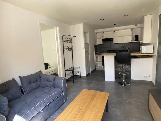 Location Appartement Rue Éloy Vincent, Nîmes