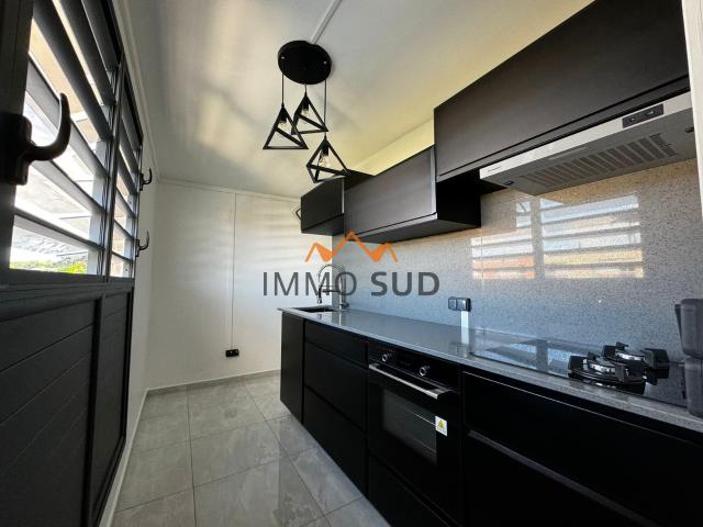 Location Appartement Rue Ernest Pallas, Les Abymes