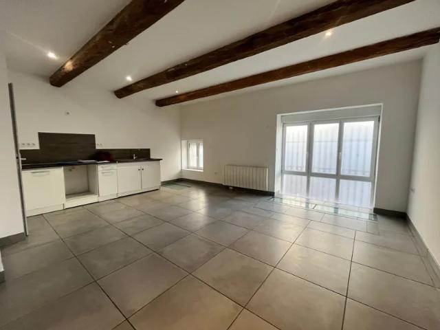 Location Appartement Rue Ernest Renan, Nîmes