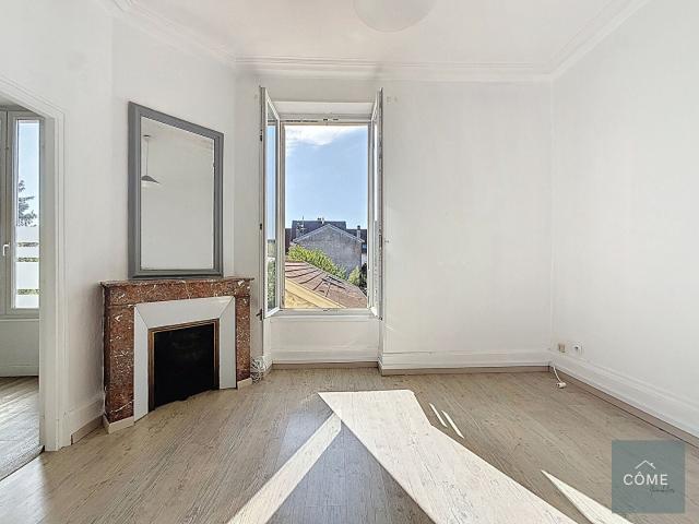 Location Appartement Rue Eugène Hugo, Nancy
