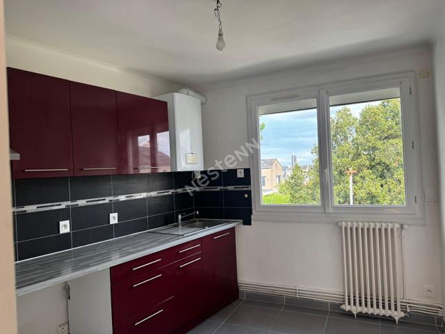 Location Appartement Rue Eugène Pottier, Rezé