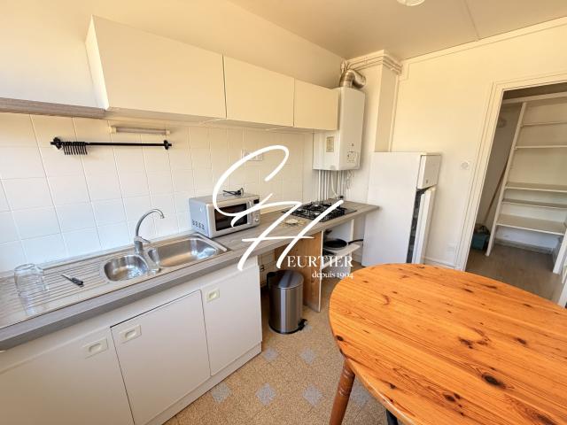 Location Appartement Rue Eugène Sue, Grenoble