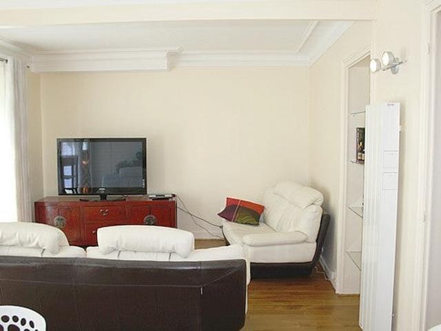 Location Appartement Rue Eugène Sue, Paris
