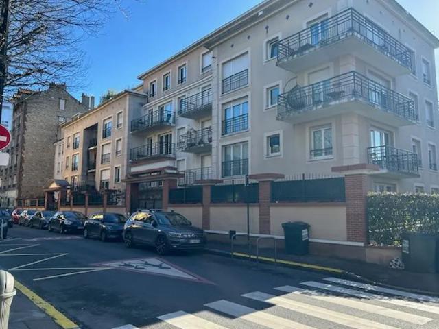 Location Appartement Rue Eugène Sue, Rosny sous Bois